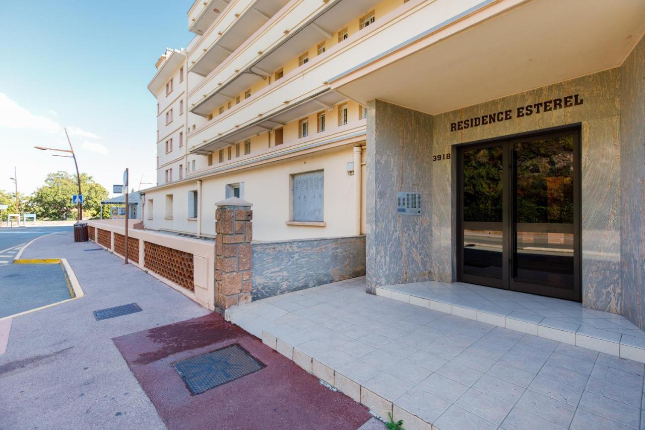 L'Esterel Yourhosthelper Mandelieu Dış mekan fotoğraf